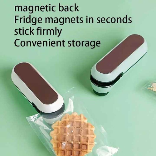 Green Portable Mini Food Vacuum Sealer - Convenient Household Snack Bag Sealing Machine - Main Image