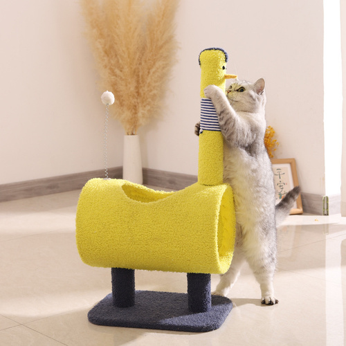 Yellow Chicken-Theme Cat Tree with Tunnel - Multi-Functional Cat Scratching Post and Playhouse - Main Image