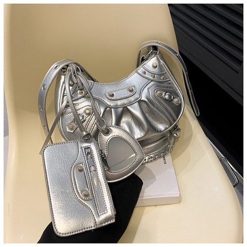 Silver Vintage Rivet Crescent Moon Bag with Card Holder & Mirror, French Retro PU Leather Shoulder & Crossbody Motorcycle Bag for Women - Main Image