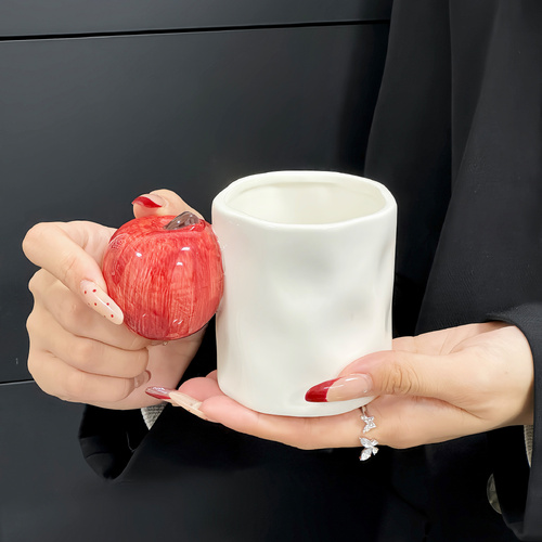 Red Apple Creative Fruit Ceramic Mug – Adorable Handle Design, 280ml Couple Cups, Perfect Gift for Birthdays or Valentine’s Day - Main Image