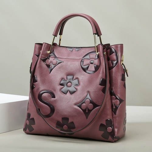Purple Elegant Embossed PU Leather Tote Bag for Women - Large Capacity Handbag with Inner Pouch - Main Image
