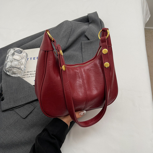 Red Vintage PU Leather Shoulder Bag - Women's Simple and Stylish Tote Bag for Commuting and Casual Use - Main Image