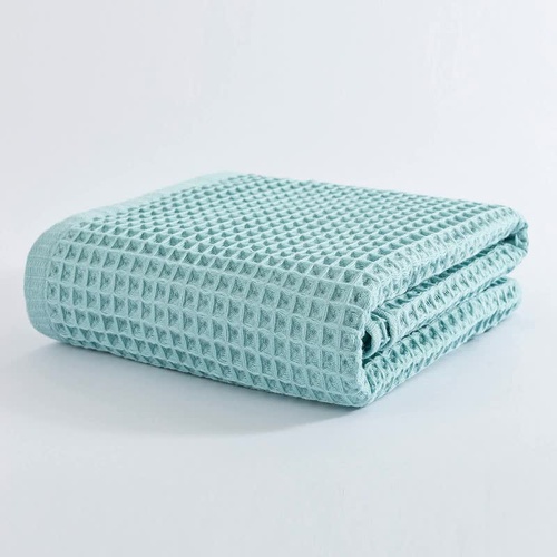 Green Pure Cotton Waffle Weave Bath Towel - Soft, Absorbent & Extra Large 70x140 cm for Home Use - Main Image