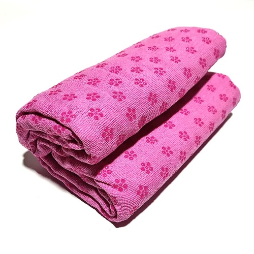 Rose red Plum Blossom Yoga Towel Mat - Absorbent, Thick, Non-Slip, Portable Fitness Blanket for Home Use 183*63CM - Main Image