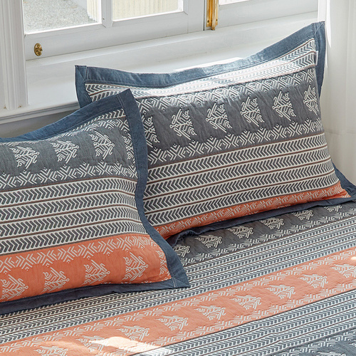 Snowflake Soft Cotton Gauze Pillowcase Set - Breathable, Non-slip, Extra Large (Pillow Core Not Included)56x80cm - Main Image