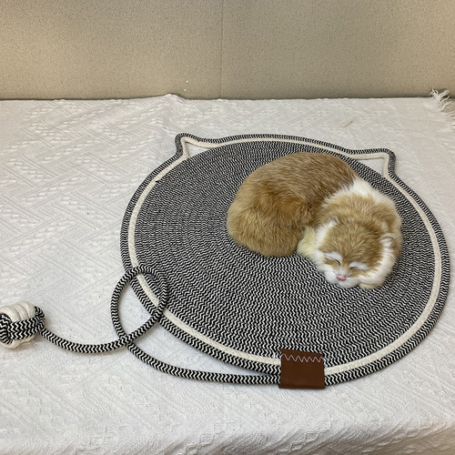 3 Pcs Grey Durable Cat Scratching Mat with Attached Toy Ball - Washable and Multi-Functional, Ideal for Cats' Scratching and Sleeping - 50cm Diameter - Main Image