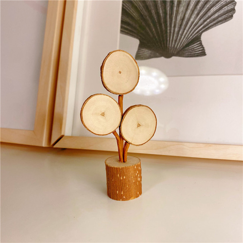 Brown Charming Wooden Disc Desktop Decoration - Rustic 8-10cm Wood Craft for Home Elegance - Main Image