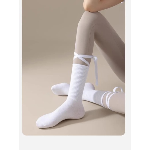 3 Pcs White Non-Slip Yoga Socks with Cross Straps - Cotton Pilates Dance Socks for Women, Lightweight Comfort - Main Image